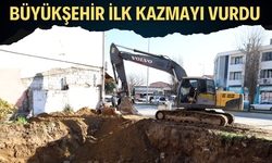 Büyükşehir ilk kazmayı vurdu