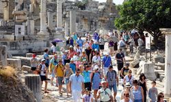 Yerli turist üçüncü çeyrekte 204,8 milyar lira harcadı