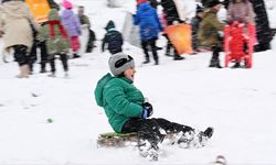 Kar yağışı dolayısıyla okullar tatil edildi