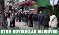 Ramazan'ın Vazgeçilmezi Pide İçin Uzun Kuyruklar Oluşuyor