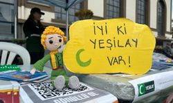Balıkesir'de Yeşilay gönüllüleri bağımlılığa karşı vatandaşları bilinçlendiriyor