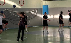 Karasu’da gençler sporla büyüyor
