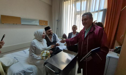 Hastane odasında nikah kıydılar