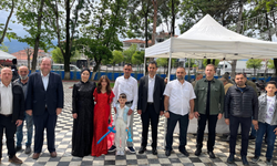 Dibektaş Ailesi'nin mutluluğuna ortak oldu