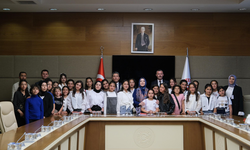 KEFEK Başkanı Çiğdem Erdoğan, Kırşehirli Öğrencileri TBMM'de Ağırladı