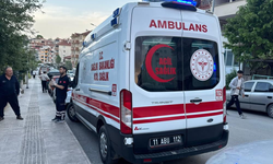 Motosiklet ile bisiklet çarpıştı