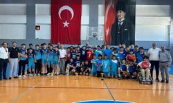 Şampiyon Üzeyir Garih! Arifiye’de Futsal Heyecanı Sona Erdi