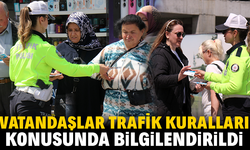 Adapazarı’nda Trafik Haftası Etkinliği: Polis Vatandaşı Bilgilendirdi
