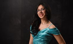 15 Yaşındaki Piyanist Arya Su Gülenç, Almanya’da Uluslararası Müzik Yarışmasında Birinci Oldu