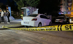 Gece Saatlerinde Silah Sesleri Mahalleliyi Uyandırdı