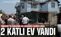Hendek’te İki Katlı Evin Üst Katı Alevlere Teslim Oldu
