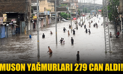 Muson Yağmurları 279 Can Aldı!