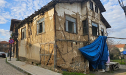 Saraylı’daki Tarihi Binada Restorasyon Sürüyor