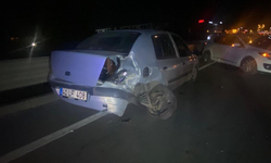 İzmit’te İki Otomobil Çarpıştı: 1 Yaralı