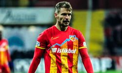 Sakaryaspor Savunmaya Transferlerle Güç Katıyor