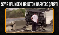 Seyir halindeki tır beton bariyere çarptı