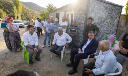 Yangın Mağduru Aileyi Ziyaret Etti