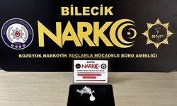Bilecik'te üzerinde uyuşturucu bulunan 4 kişi yakalandı