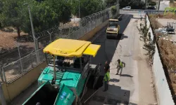 Mevlana Mahallesi’ne yeni yağmur suyu hattı ve asfalt çalışması