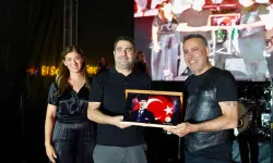 Ortaca’da Müzik ve Coşku Bir Araya Geldi: Haluk Levent Sahneye Çıktı