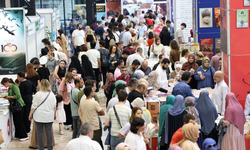 4 Bin 100 Ebeveyn Aynı Anda Çocuğuna Kitap Okuyacak