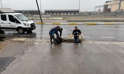 Yağmur Sularına Karşı Mazgal ve Menfez Temizliği Sürüyor