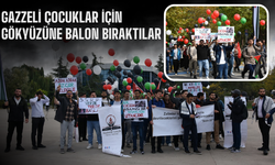 Gazzeli Çocuklar İçin Gökyüzüne Balon Bıraktılar