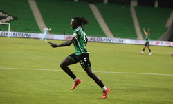 Mechi Akuazaoku Sakatlığını Atlattı