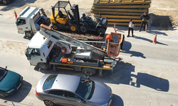 Arızalanan Tır Trafiği Durma Noktasına Getirdi