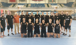 Sakarya Voleybol, Muratpaşa Maçı Hazırlıklarını Sürdürüyor