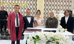 Zeynep ile Caner dünyaevine girdi