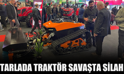Tarlada traktör savaşta silah!