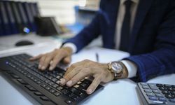 Ticaret Bakanlığı 15 müfettiş yardımcısı, TÜİK 10 sözleşmeli bilişim personeli alacak