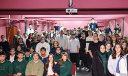 Başkan Çelik Öğrencilerle Buluştu: “Gelecek Serdivan’da Şekilleniyor”