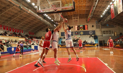 Pizzabulls Cedi Osman Basketbol’u 93-78 Mağlup Etti