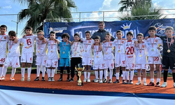 Futbol devlerine meydan okudu