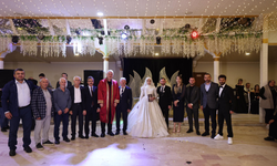 Elif ve Fatih Çifti Serdivan’da Dünyaevine Adım Attı