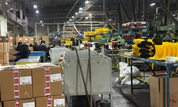 Gezer Terlik Fabrikası’nda işçiler maaşlarını alamayınca iş bırakma eylemi yaptı