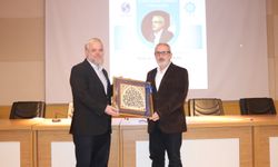 Prof. Dr. Hayati Yılmaz, Eğitim Yolculuğunu SAÜ Öğrencileriyle Paylaştı