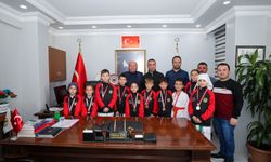 Madalyalı Karatecilerden Başkan Ata’ya Ziyaret