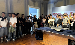 SUBÜ Öğrencileri “Gündelik Mucizeler” Sergisini Ziyaret Etti