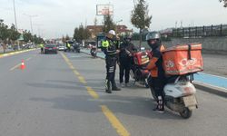 Serdivan’da sıkı denetim: Eski tip ehliyetlere el konuldu