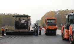 Yahyalı Bağlantı Yolu’nda Asfalt Çalışmaları Tam Gaz Sürüyor
