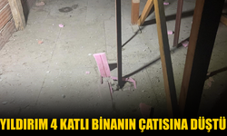 Yıldırım 4 katlı binanın çatısına düştü!