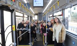 Çocuklardan yerinde toplu taşıma ve ulaşım incelemesi