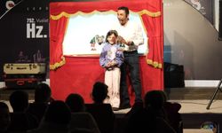 Serdivan’da Karagöz ve Hacivat Çocuklarla Buluştu