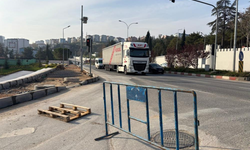 Bilecik’te Bitmeyen Kaldırım Çalışması Sürücüleri de İsyan Ettirdi