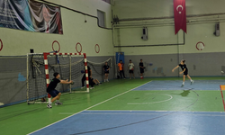 Karasu’da Spor Tesisleri Gençlerle Dolup Taşıyor