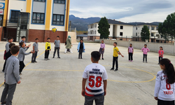 Akyazı’da Spor Tesisleri Gençlerin Enerjisiyle Dolup Taşıyor