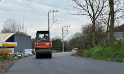 Sakarya Büyükşehir’den Söğütlü Kırsalına Sıcak Asfalt Çalışması